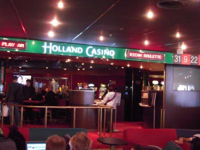オランダのアムステルダム・スキポール空港にあるカジノ